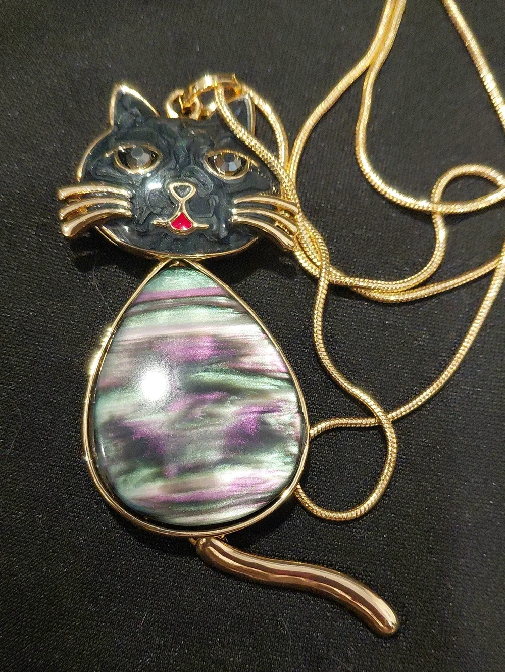 Natasha Couture charming cat